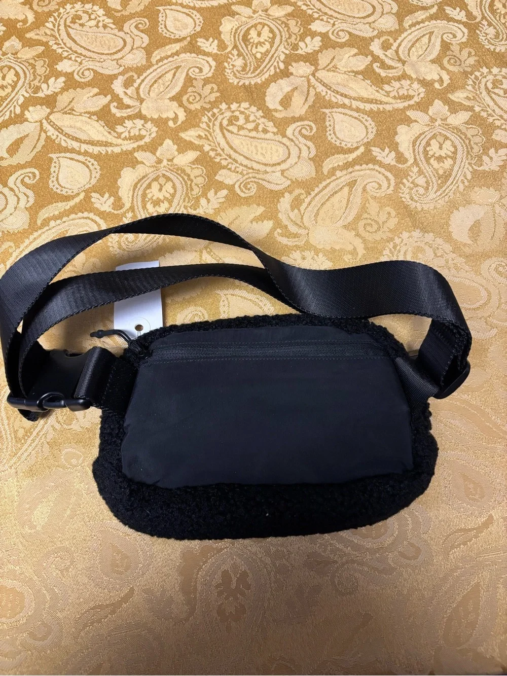 Black Fleece Fanny Pack Belt Bag/Crossbody - Picture 4 of 8